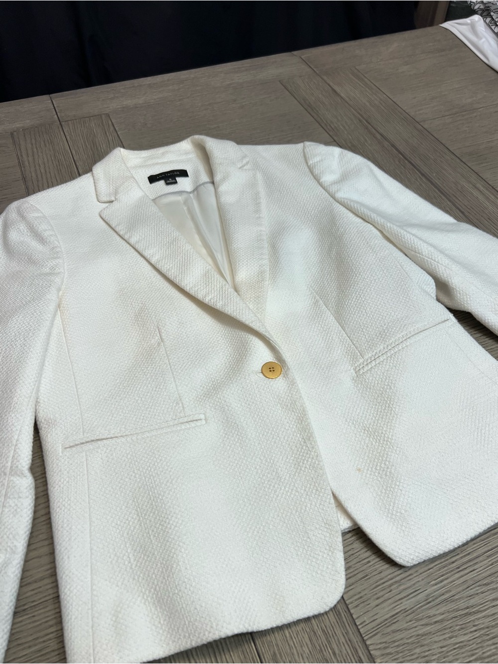 Ann Taylor White Women's Textured Single-Button Blazer - Picture 6 of 13